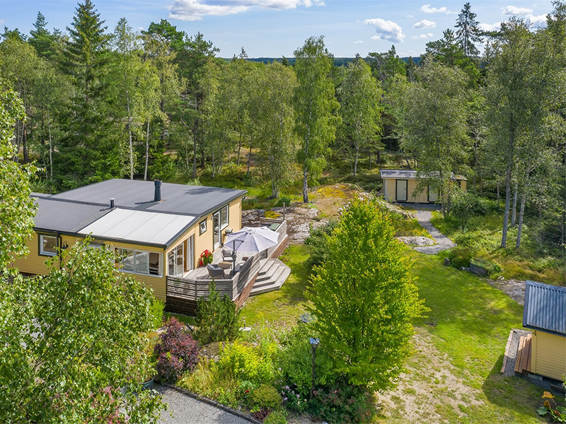 Renovering av Tak & Skorssten. Stamsjö Lerum